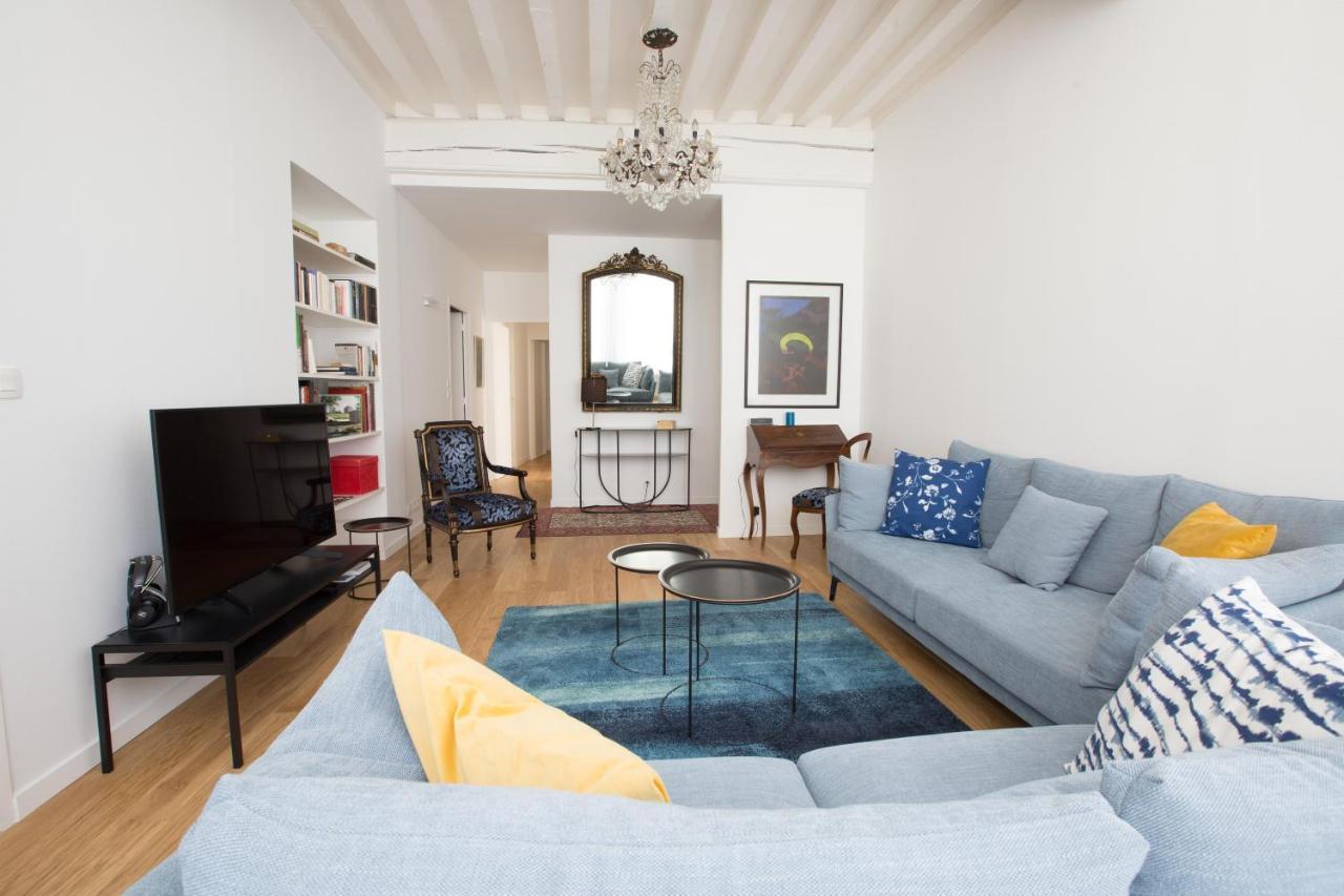 L'Aubertine - Appartement Hypercentre Avec Terrasse Beaune  Bagian luar foto