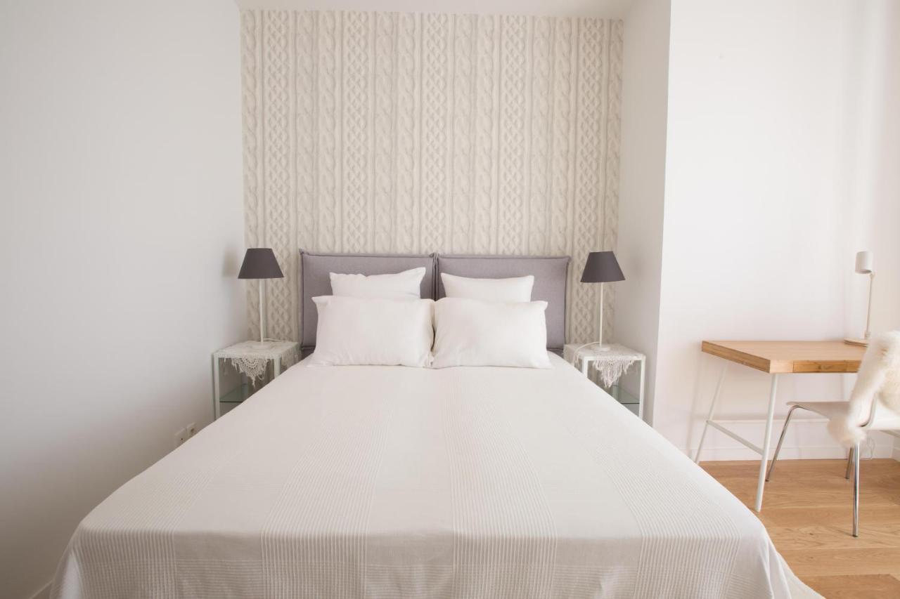 L'Aubertine - Appartement Hypercentre Avec Terrasse Beaune  Bagian luar foto