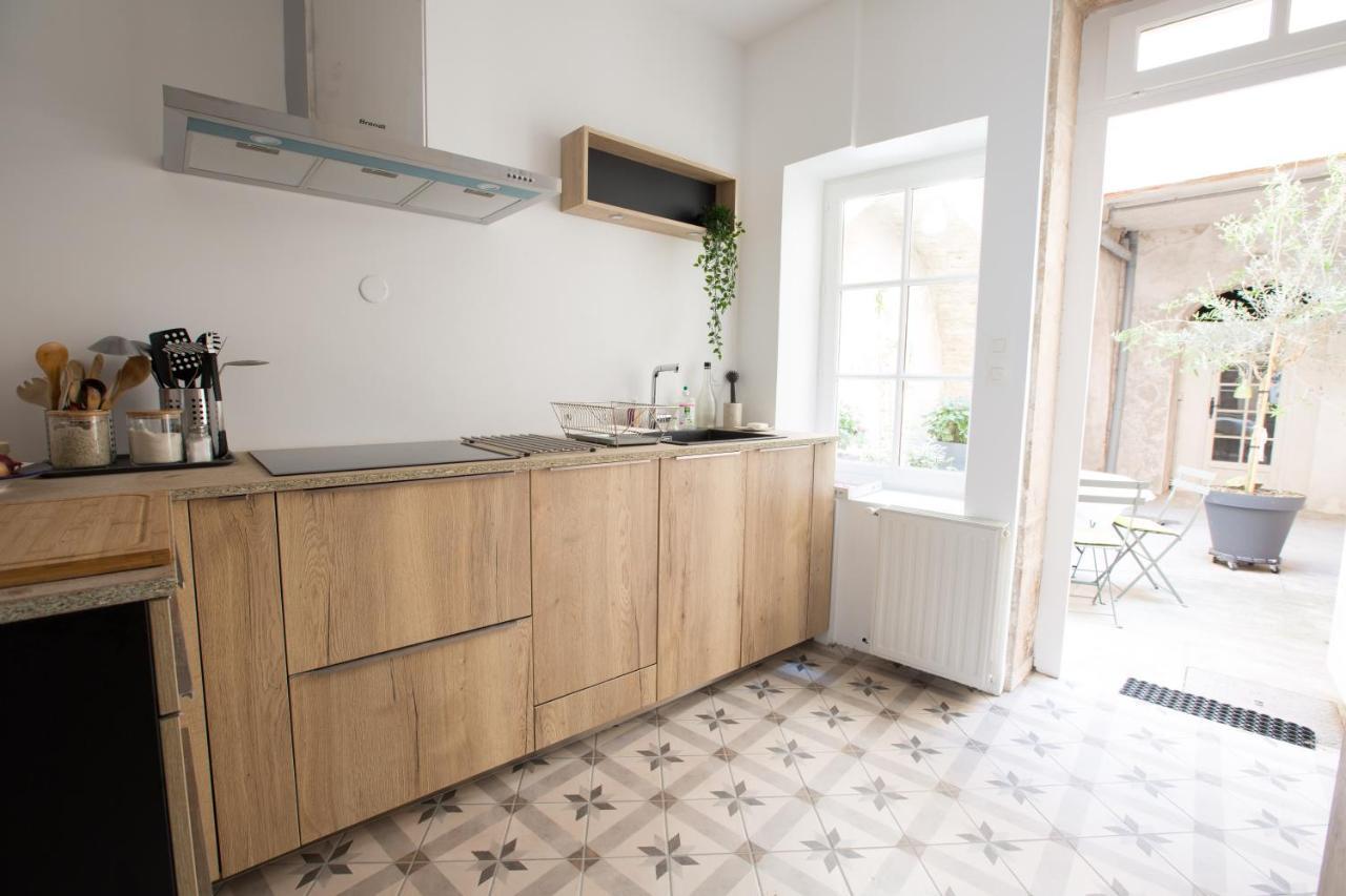 L'Aubertine - Appartement Hypercentre Avec Terrasse Beaune  Bagian luar foto